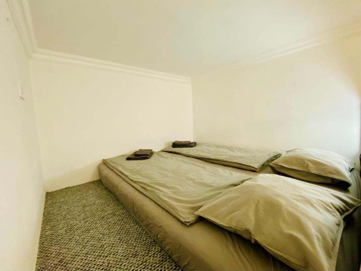 Spacious 4Br Oasis In Central Budapest - Bp Sky المظهر الخارجي الصورة