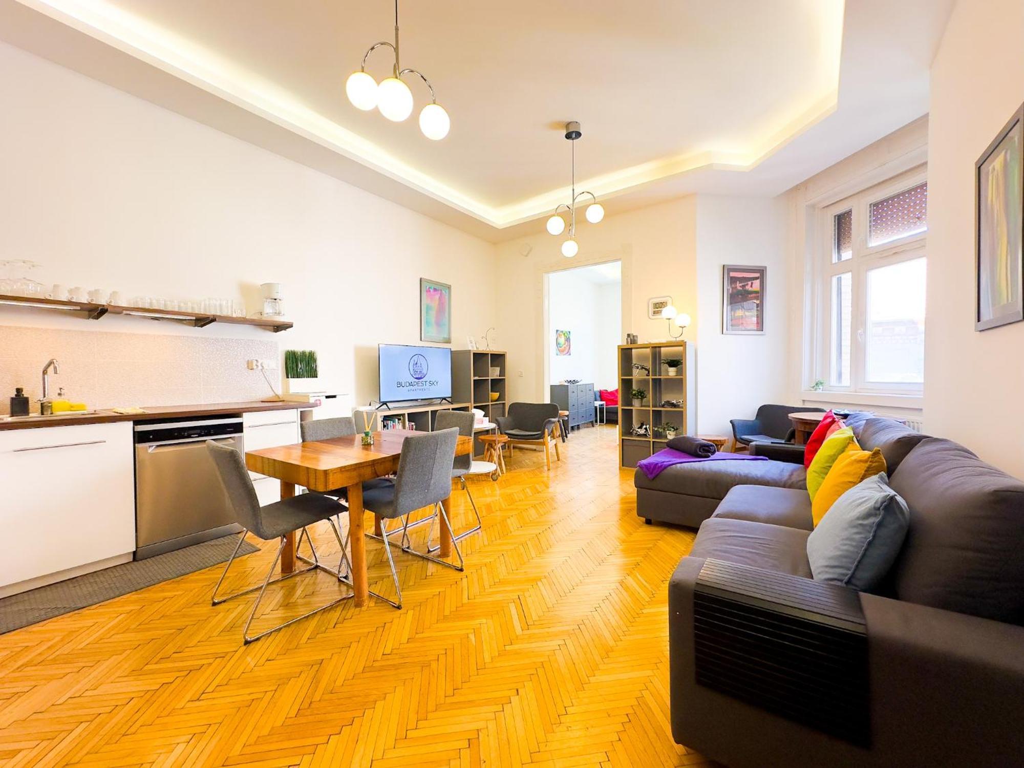 Spacious 4Br Oasis In Central Budapest - Bp Sky المظهر الخارجي الصورة
